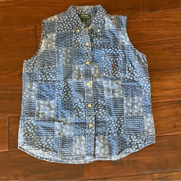 Lauren Ralph Lauren Tops - Lauren Ralph Lauren green label sleeveless chambray button front top